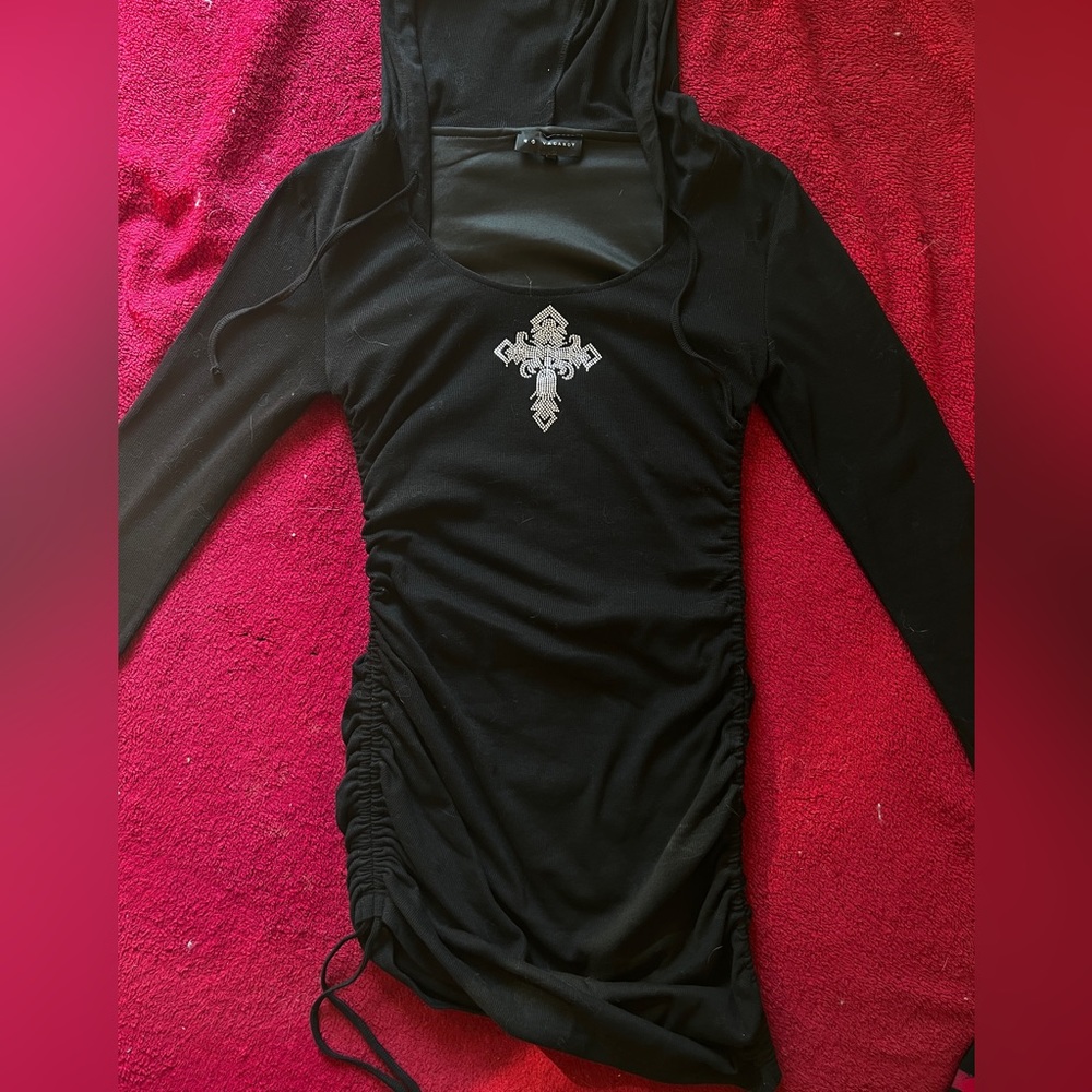 Dollskill Studded cross dress with drawstring and hood.